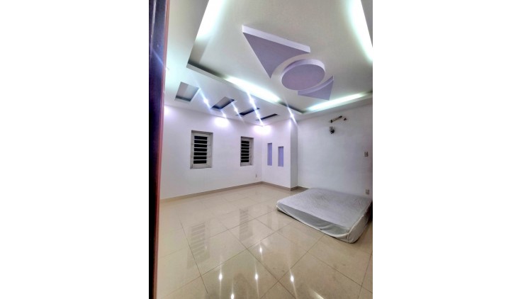 Bán Nhà 3 Tầng Hẻm Xe Tải 162m2_8.3x19.5 Chỉ 13 tỷ Nhỉnh Gần Phạm Văn Đồng Linh Tây Thủ Đức
